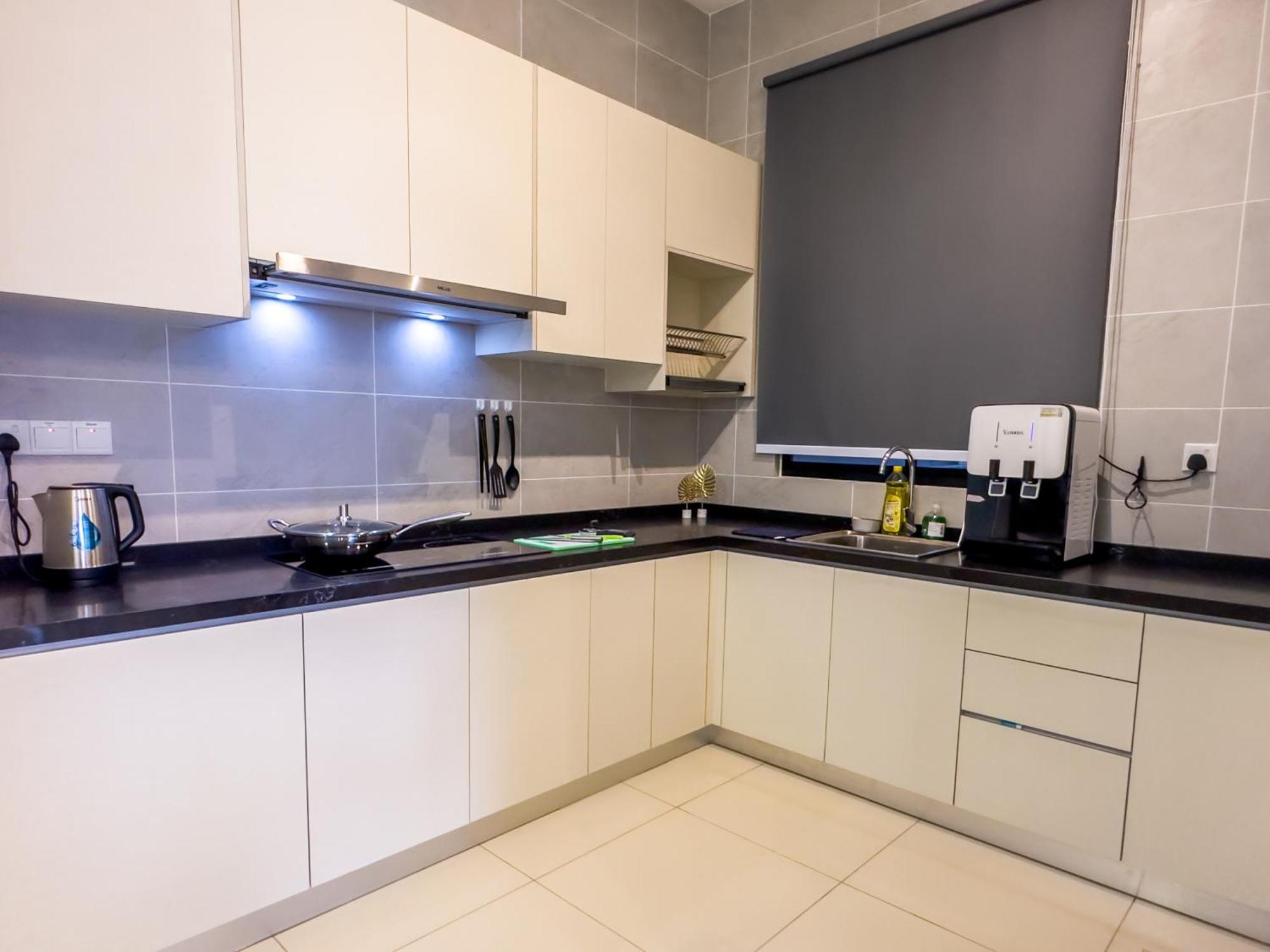 Twin Tower By Nest Home【5 Mins Walk To Ciq】 Apartment Johor Bahru